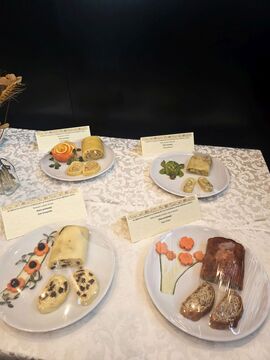 Deseta državna razstava strukljev (1)